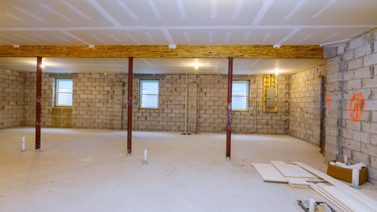 How much does it cost to finish a basement?