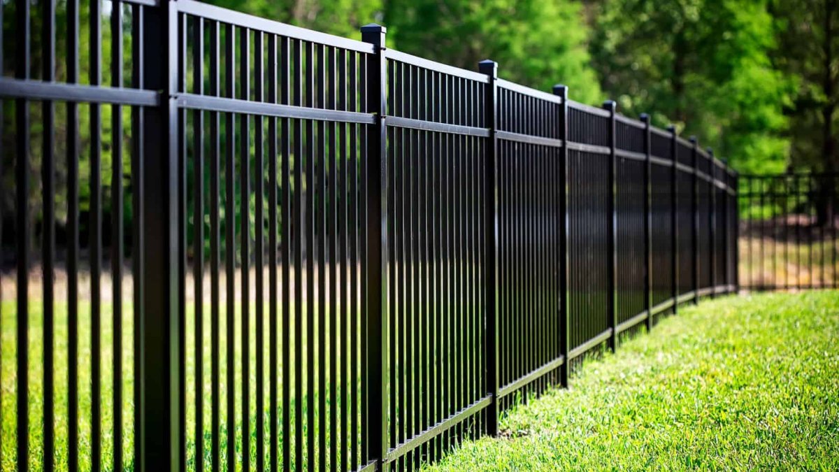4 Benefits of Having A Fencing Around Your Atlanta Home