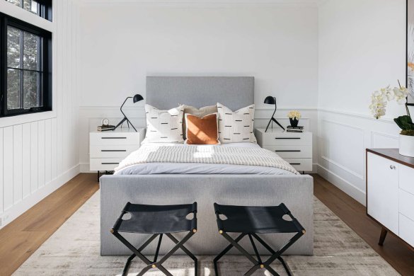 10 Brilliant Design Ideas to Spruce Up a Boring Bedroom