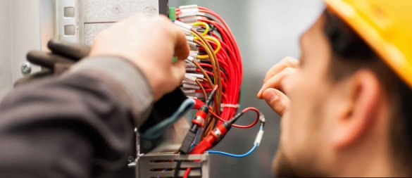 Tips For Choosing The Right Electrical Contractor For Your Construction Project