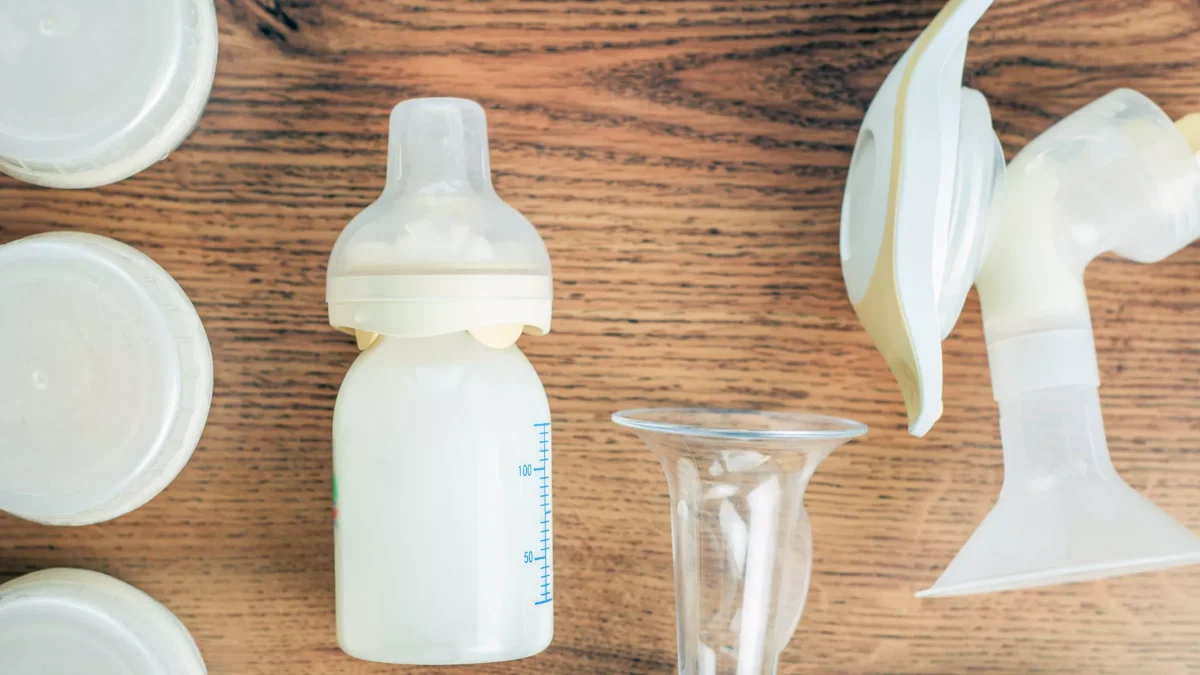Bottle Feeding Essentials: Your Complete Guide to Equipment