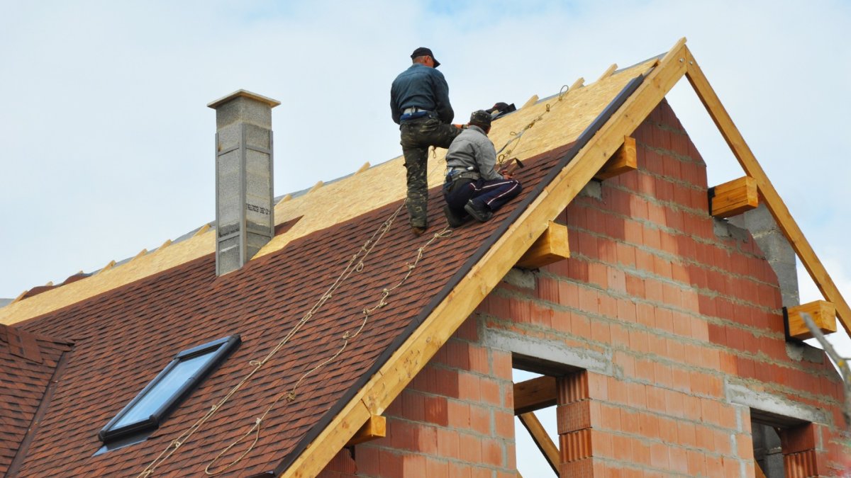 Find Reliable Roofing Experts in Omaha, NE: Tile, Metal, Gutter, Siding Repair and Installation