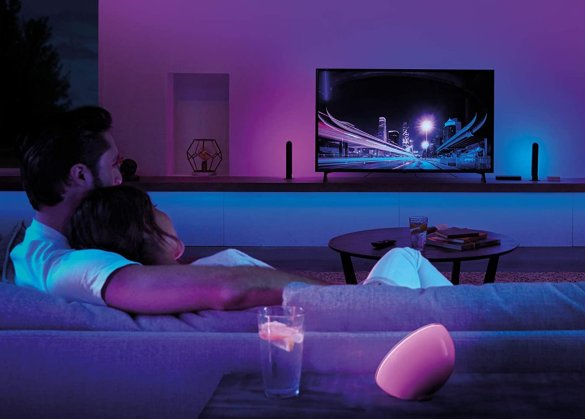 Create Custom Room Scenes with Smart Light Dimming Systems