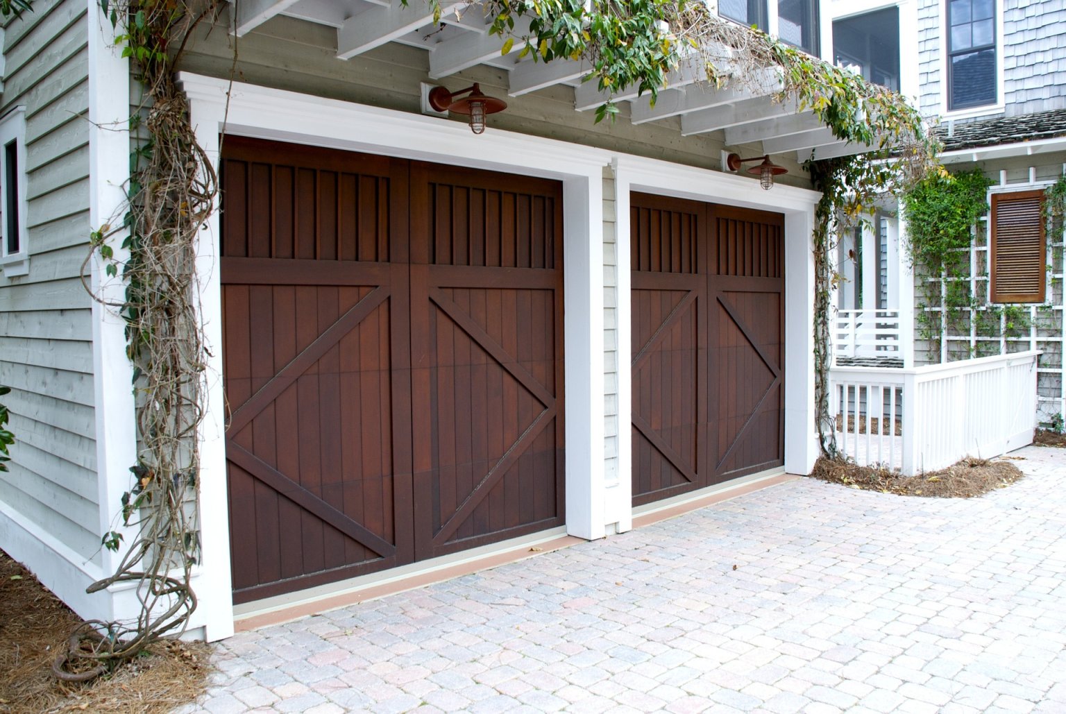 10 Common Garage Door Problems and How to Fix Them HeckHome