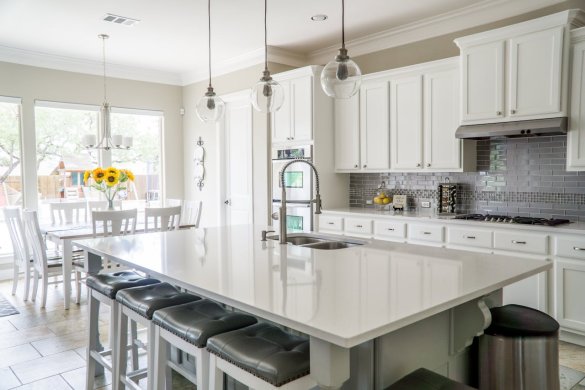 Kitchen Remodeling: Transforming Spaces with TRX Builders