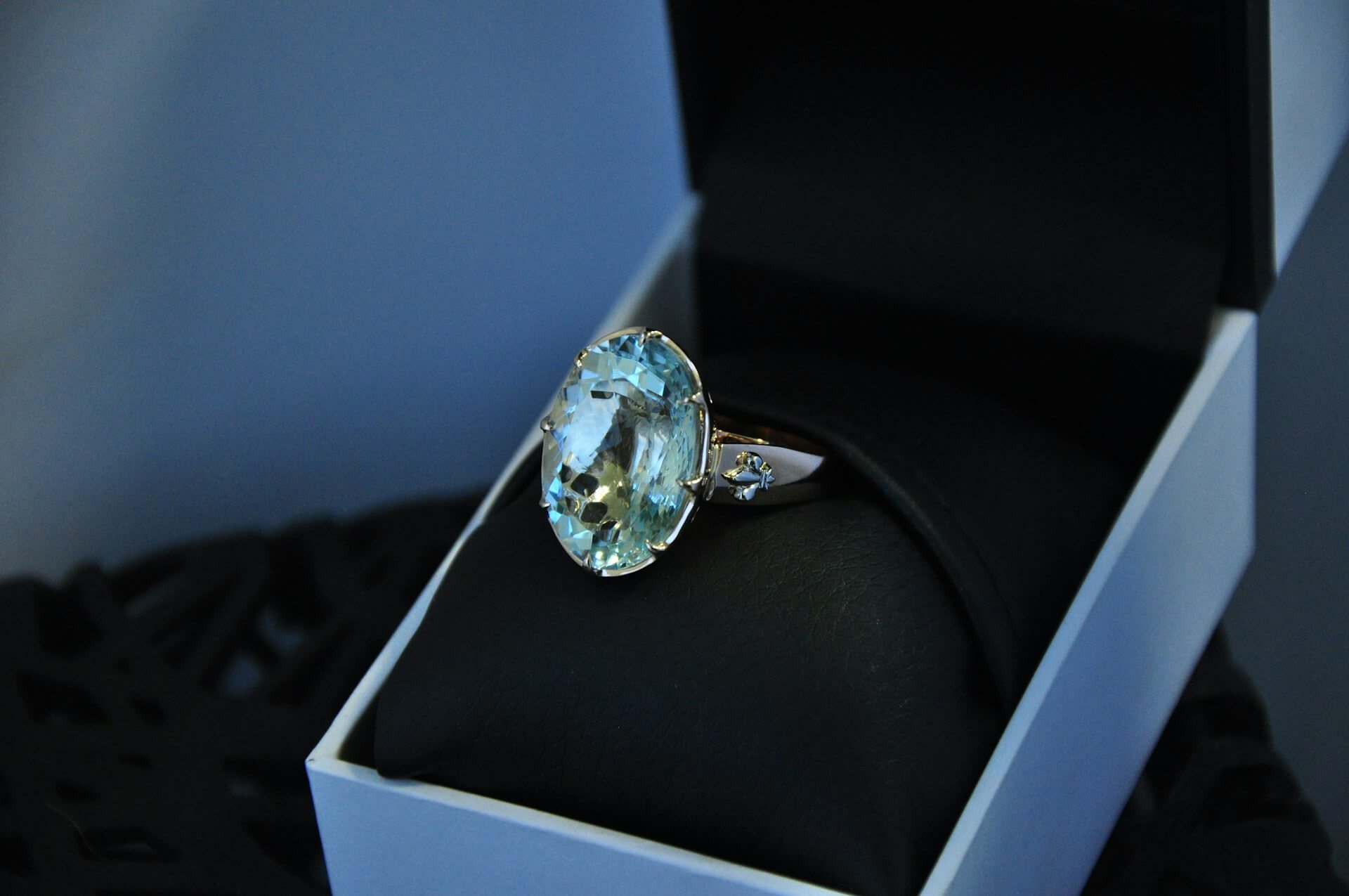 Why Aquamarine and Diamond Rings Feel So Naturally Balanced