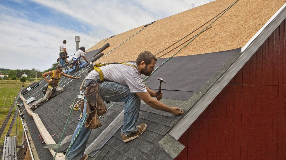 How to Know When It’s Time for a Full Roof Replacement